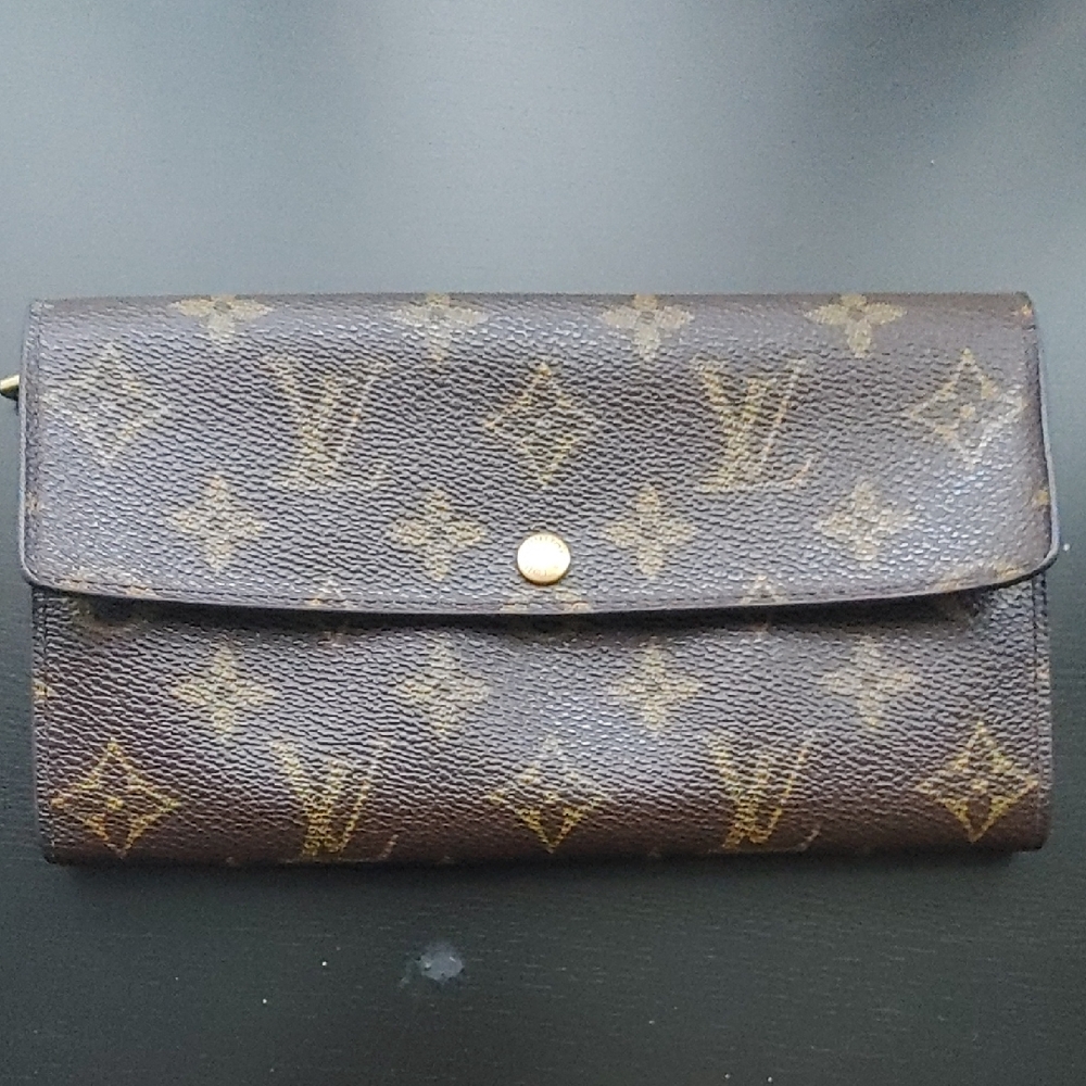 Louis Vuitton Brown Monogram Clutch